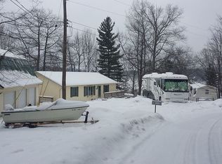 4999 Pine St, Glennie, MI 48737