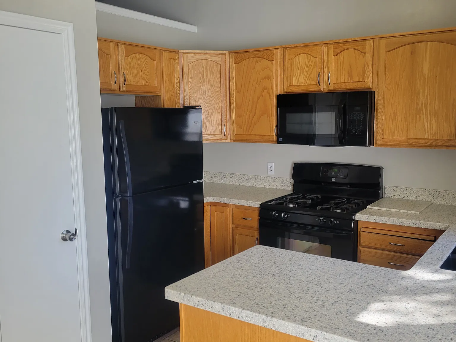3 Bedroom Clearfield Home! — Photo 3