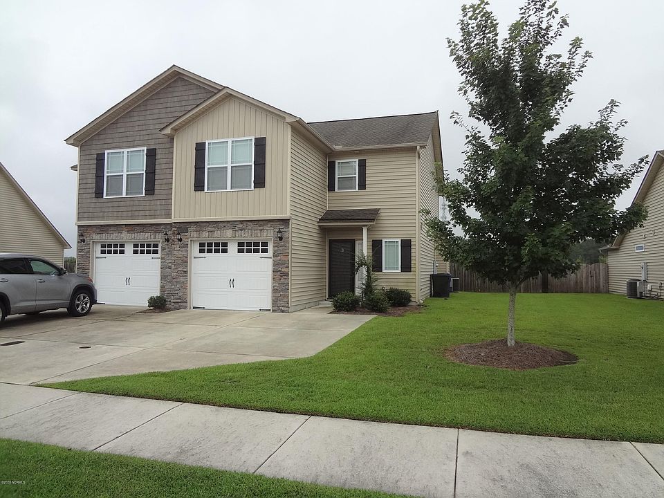 1st image of 2227 B Sweet Bay Dr