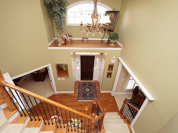 2nd image of 7453 Preserve Pl