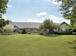 9N835 Hogan Hl, Elgin, IL 60124