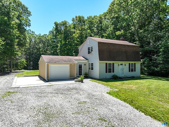 4th image of 382 Cold Spring Drive