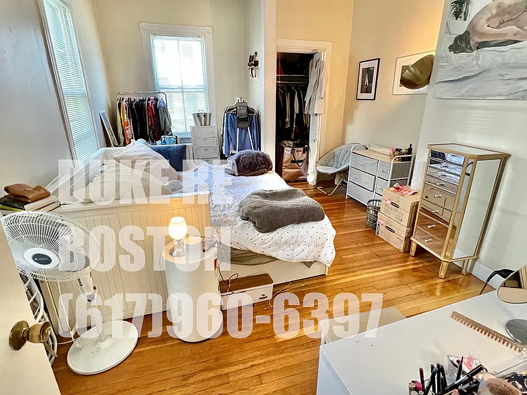 28 Cumberland St #4 — Photo 9
