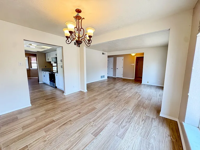 8221 Portales St NE — Photo 17
