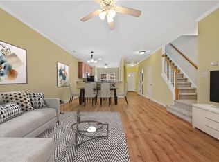 517 Settlement Ln, Newport News, VA 23608