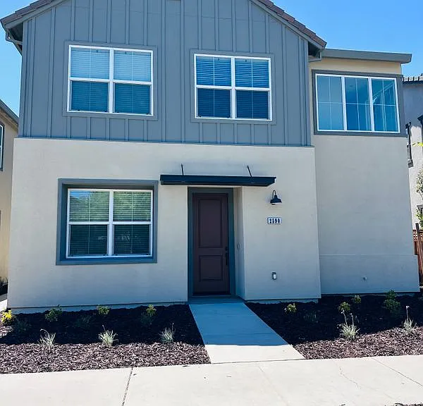 2590 Garden Farms Ave — Photo 1