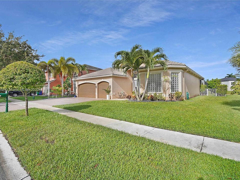 4602 SW 185th Ave, Miramar, FL 33029 | Zillow