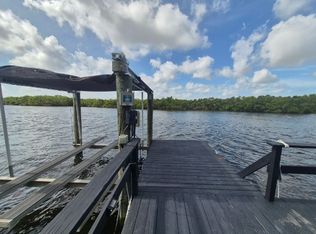 101 22nd St NW #103, Ruskin, FL 33570