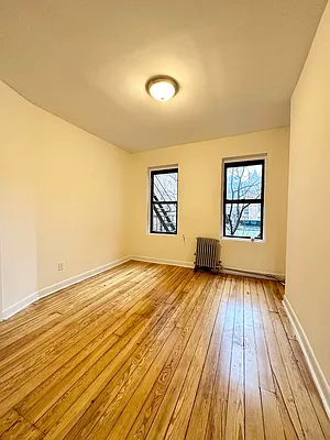 Rented by Waverly Realty Associates | media 19