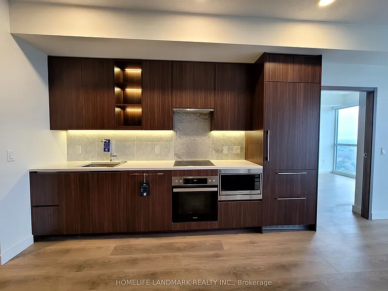 95 McMahon Dr #2905 — Photo 3