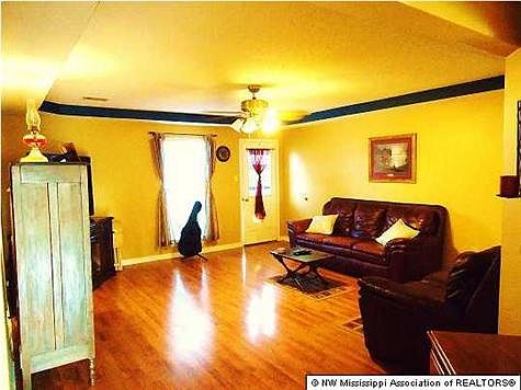 5th image of 7088 Tudor Ln