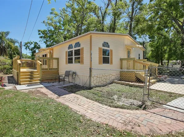 12519 CAMBRIDGE AVENUE, TAMPA, FL 33624