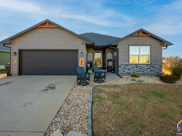 3817 NW Cherry Creek Dr, Topeka, KS 66618