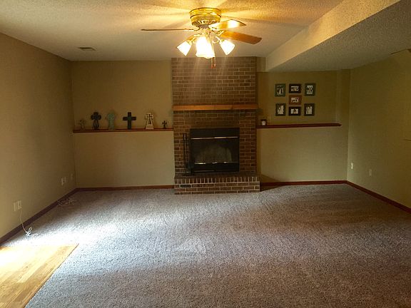 Family room (downstairs)