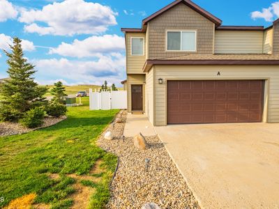 5807 Victoria Ave Unit A, Williston, ND, 58801