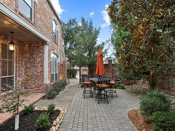 3rd image of 2712 Prestonwood Dr