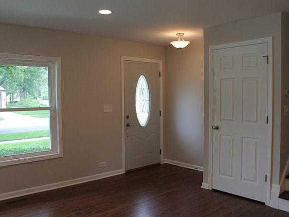 3rd image of 2302 N Verde Dr