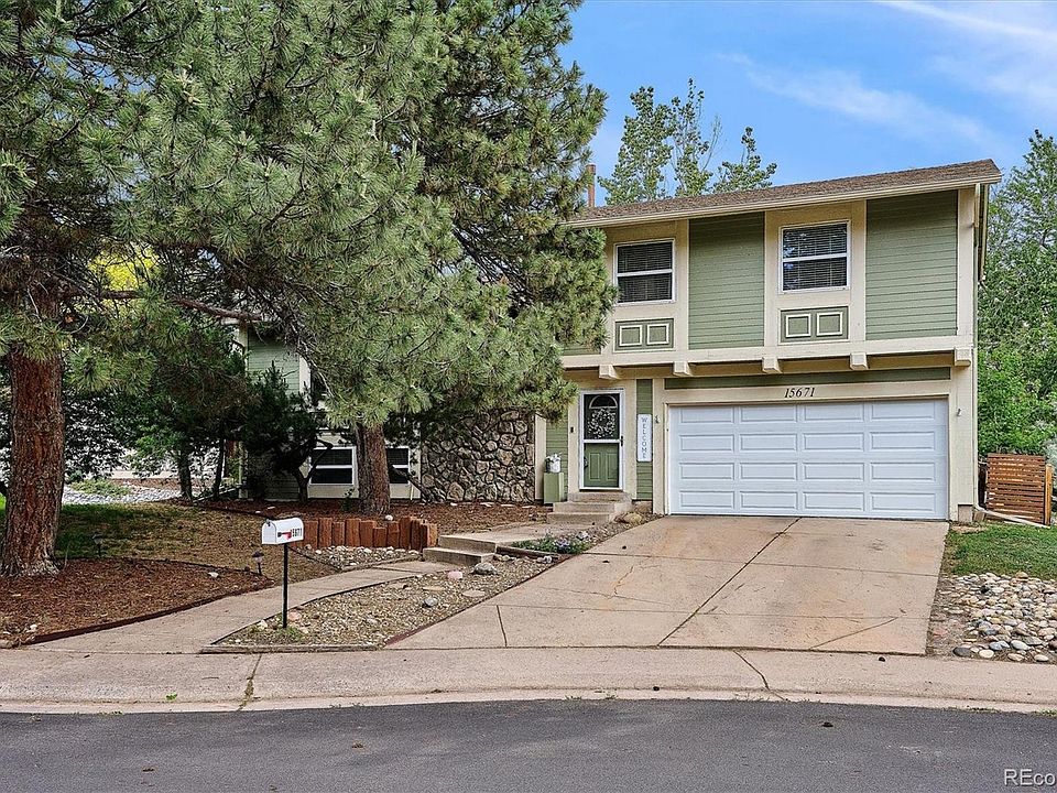1st image of 15671 E Jefferson Avenue