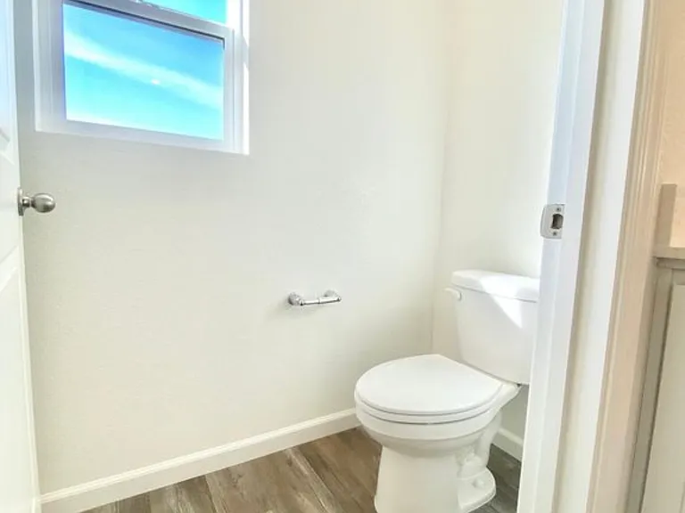 18503 Orilla St — Photo 16