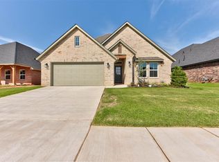 3405 Slate River Dr, Yukon, OK 73099