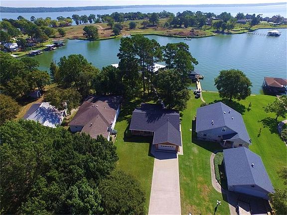 2nd image of 237 Lake Dr