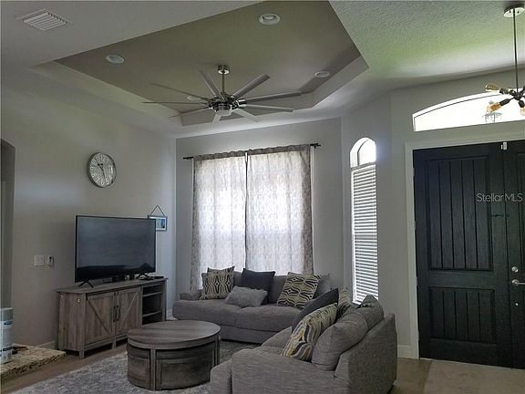 2nd image of 3931 Holin Ln