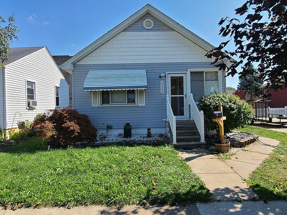 1st image of 2323 Dickinson St