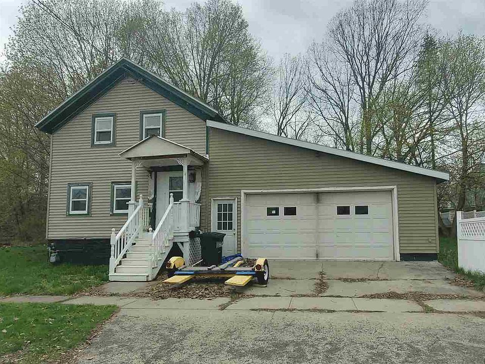 1st image of 315 Lake St