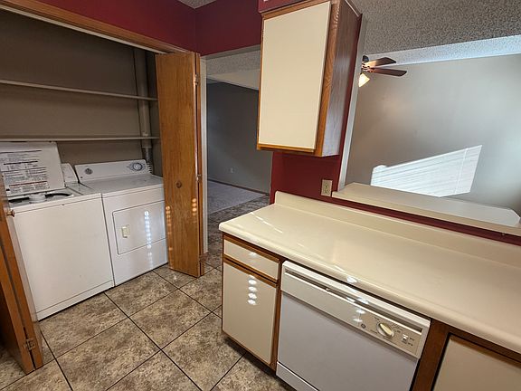 5th image of 460 N Garrett St APT D