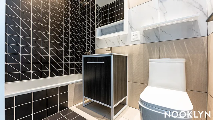 Rented by Nooklyn NYC LLC | media 34