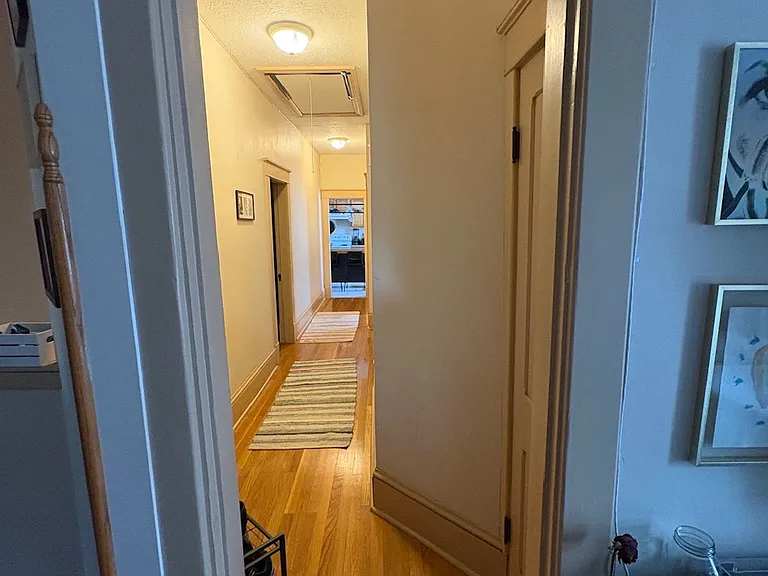 412 W 10th St #3 — Photo 10