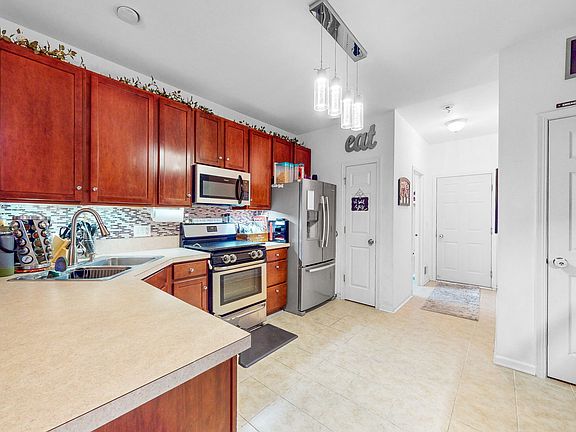 4th image of 6032 Delaney Dr #17-3
