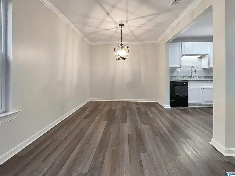 2052 Montreat Cir — Photo 2