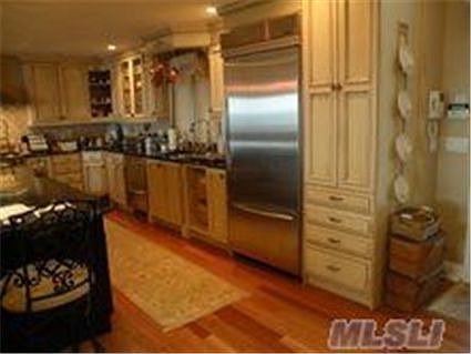 2nd image of 12 Beach Hill Dr
