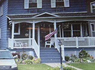 1726 Oliver St, Whiting, IN 46394