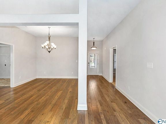 4th image of 4951 Montauk Trl SE