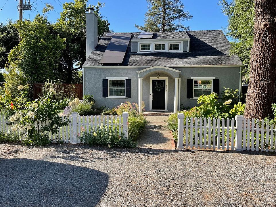 1st image of 171 W Portola Ave