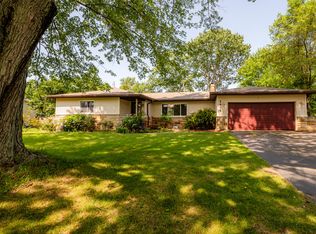5978 James Dr, Stevensville, MI 49127