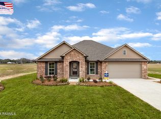 130 Hill View Dr, Lafayette, LA 70506