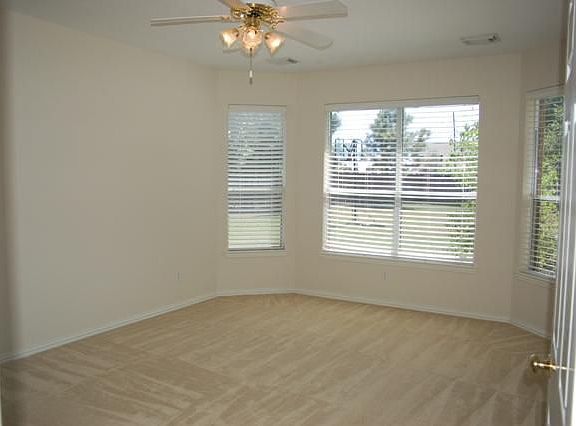 5th image of 13407 Highland Park Ct
