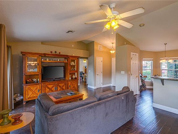 4th image of 4611 Great Blue Heron Dr