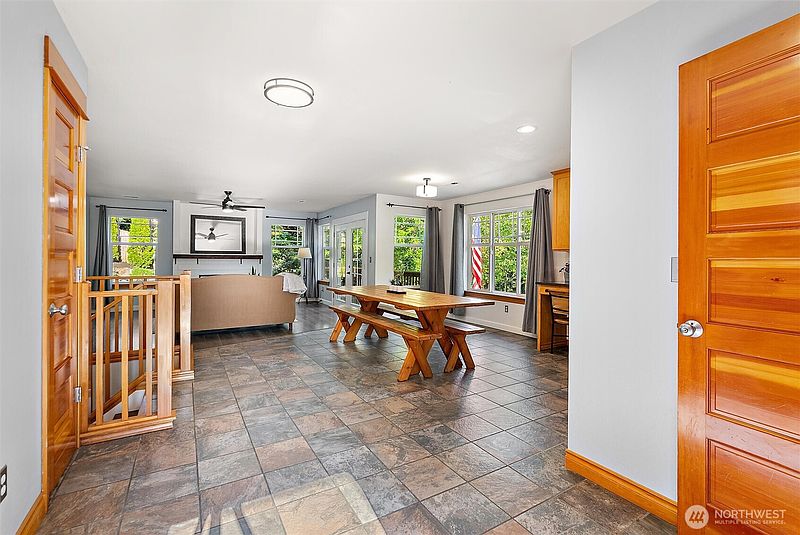 3rd image of 13777 Fir Drive SE