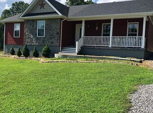 323 Bee Tree Dr, Peterstown, WV 24963