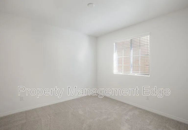 36644 Desert Tortoise Rd — Photo 17
