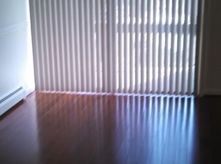 923 High Path Rd, Windsor, CT 06095