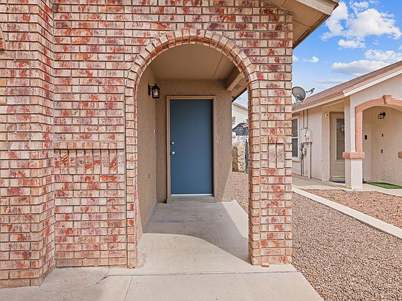 3rd image of 3612 Tierra Meca Dr