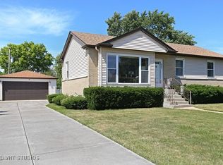 8132 W Winona St, Norridge, IL 60706