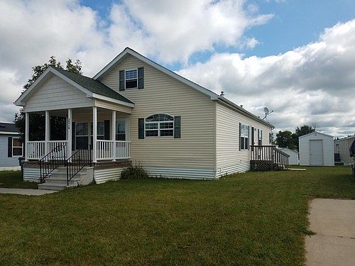 2nd image of 2204 Nightingale Ave NW