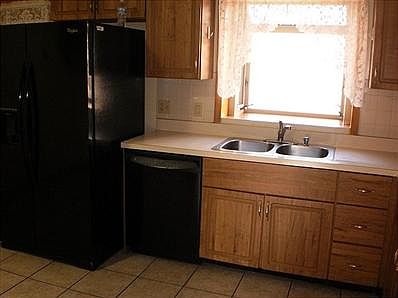 5th image of 9413 Ozanam Ave