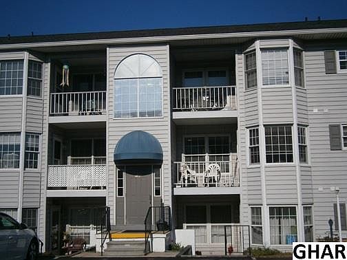 2nd image of 130 W Portland St APT 6